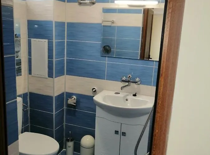 диана дик Отель