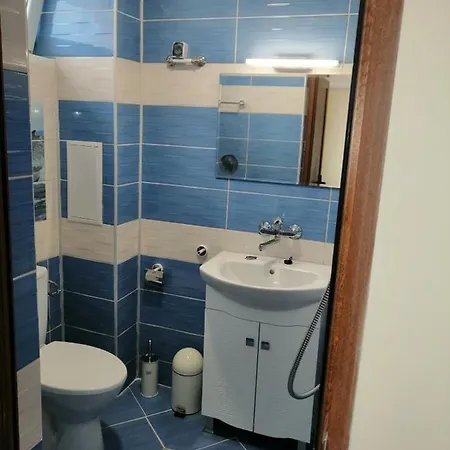 диана дик Отель