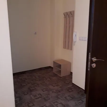 диана дик Hotel Kiten (Burgas)