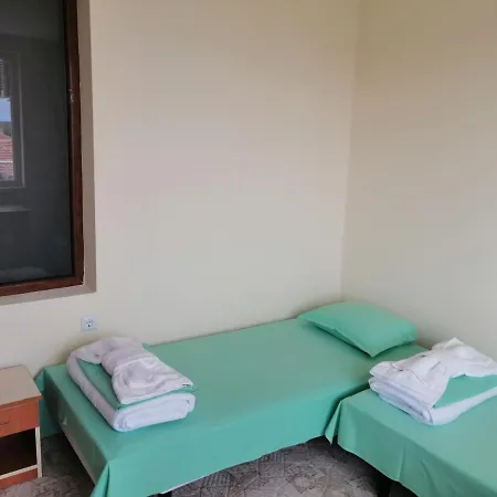 Отель диана дик *